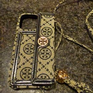 Tory Burch Brand New iPhone 14 pro max